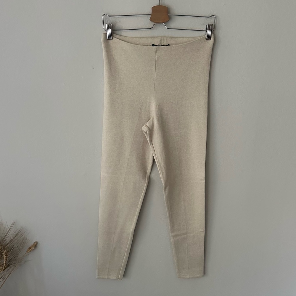 High-Rise Cream Knit Leggings